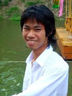thai student white shirt songkran-smile